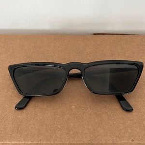 PRADA SUNGLASSES - GREAT condition Black Cat-eye shaped sunglasses.